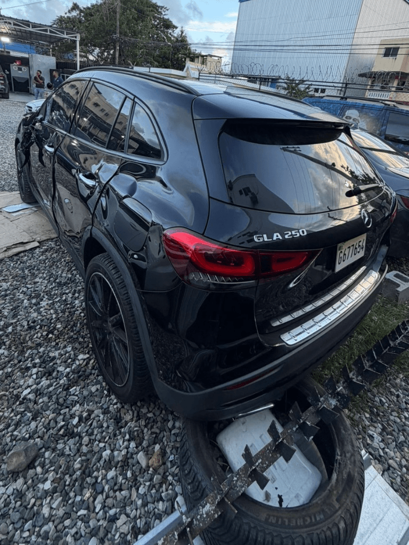 Mercedes-Benz Clase GLA 2021