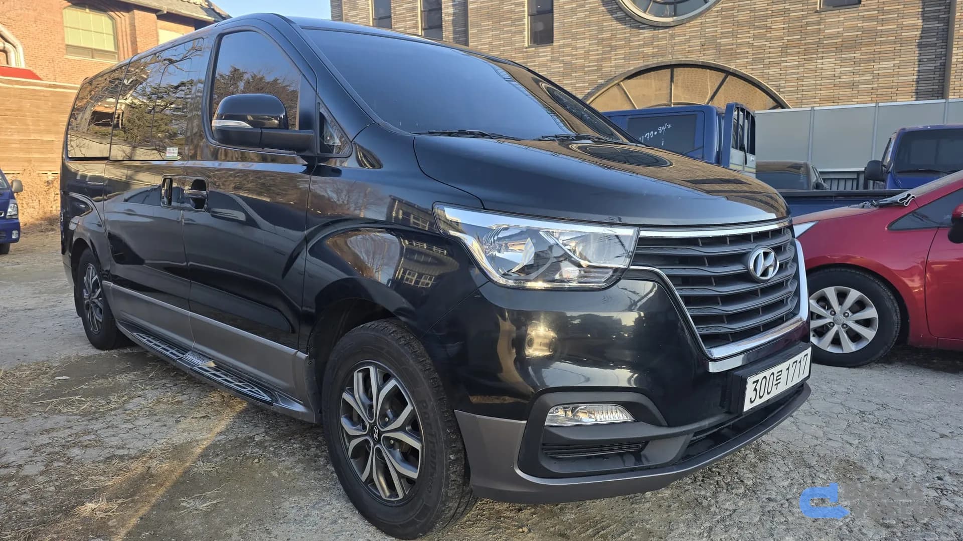 Hyundai Grand Starex 2020